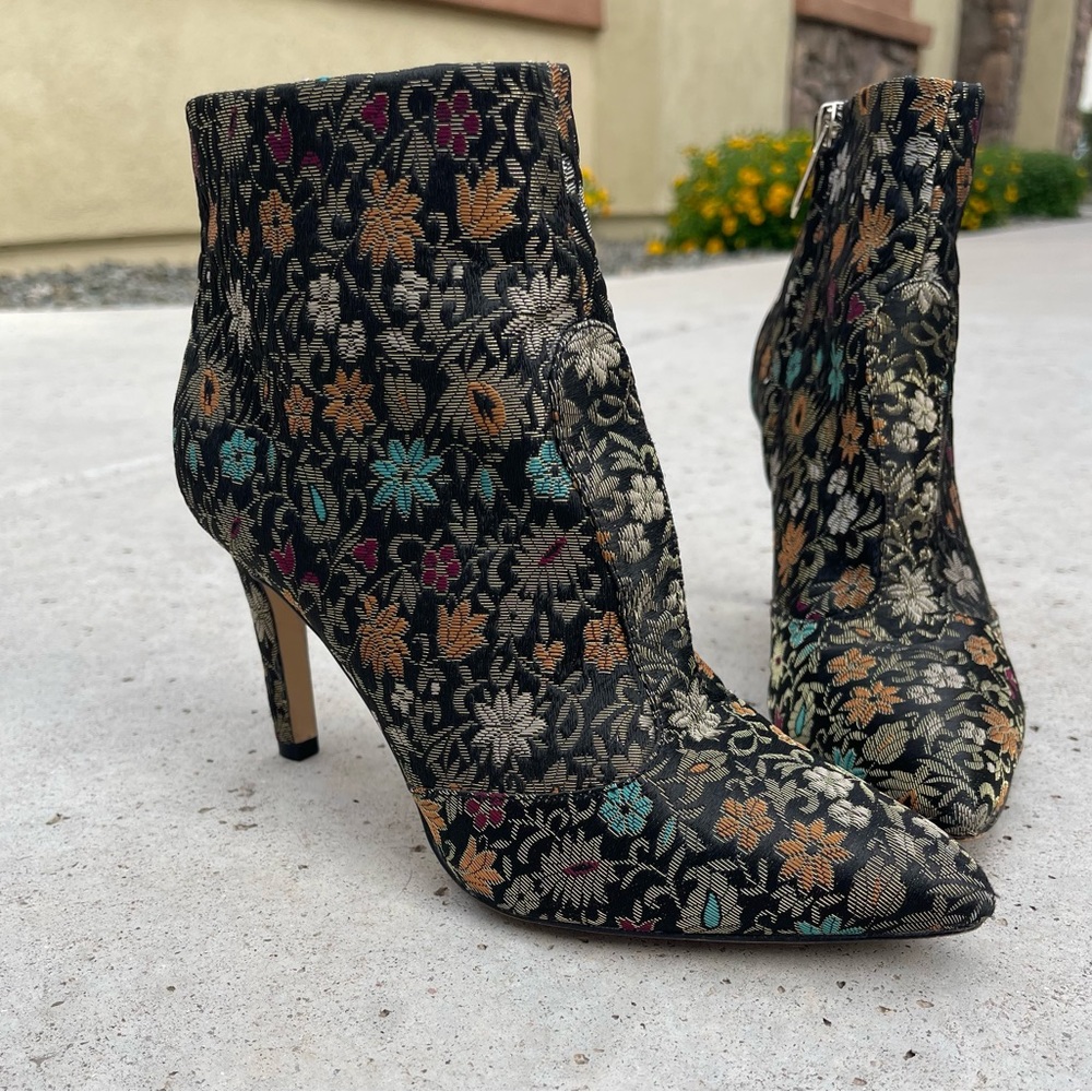 SAM EDELMAN | Multi Color Olette Pointed Toe High Heel Ankle Boot Size 7